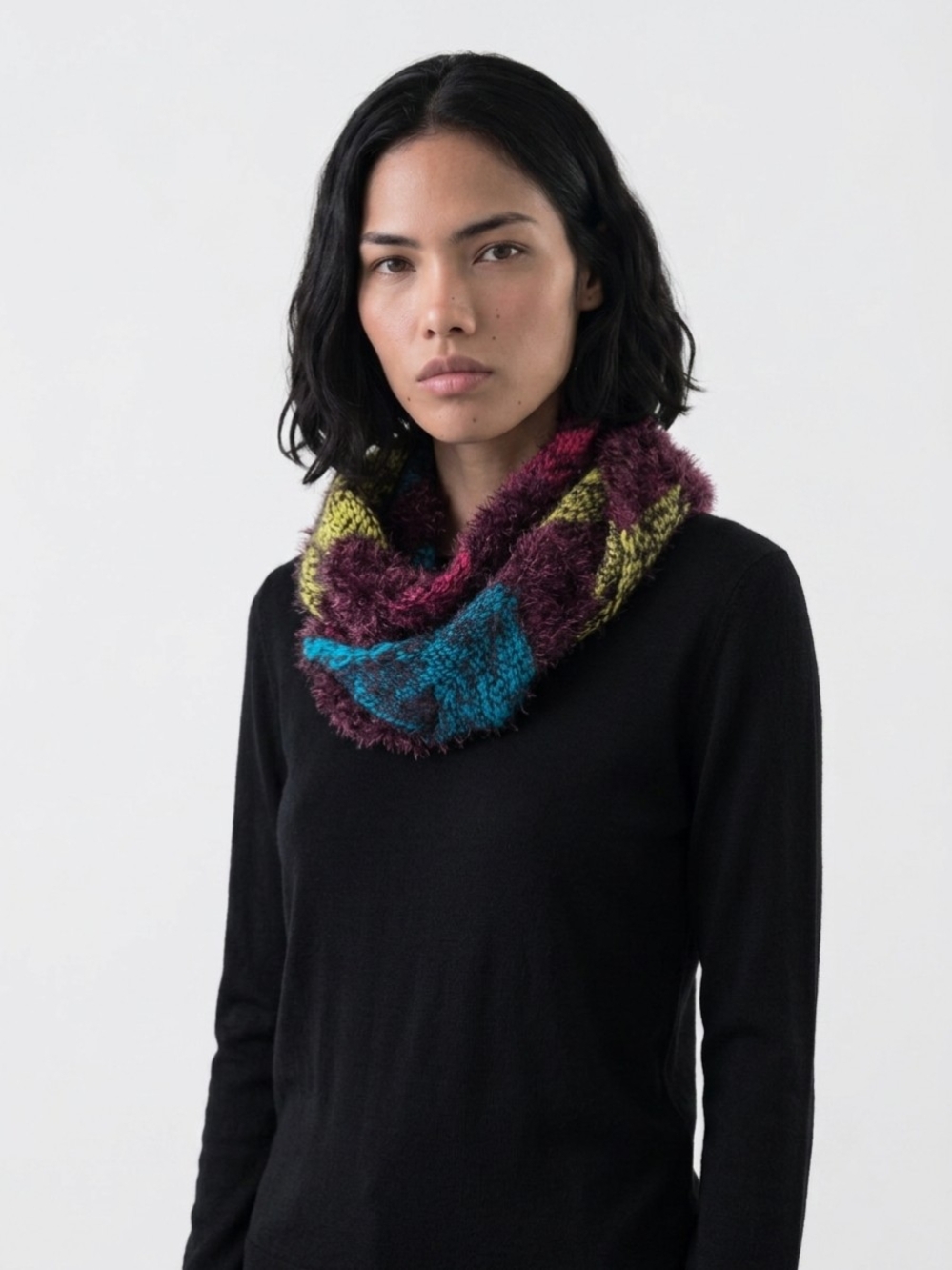 EUC Super Soft Fuzzy Knit Infinity Scarf - Multicolor Textured Yarn